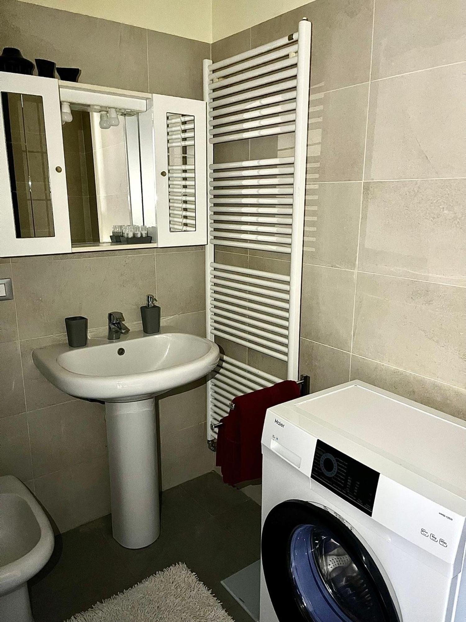 Ca' Del Plin Apartment อัลบา ภายนอก รูปภาพ