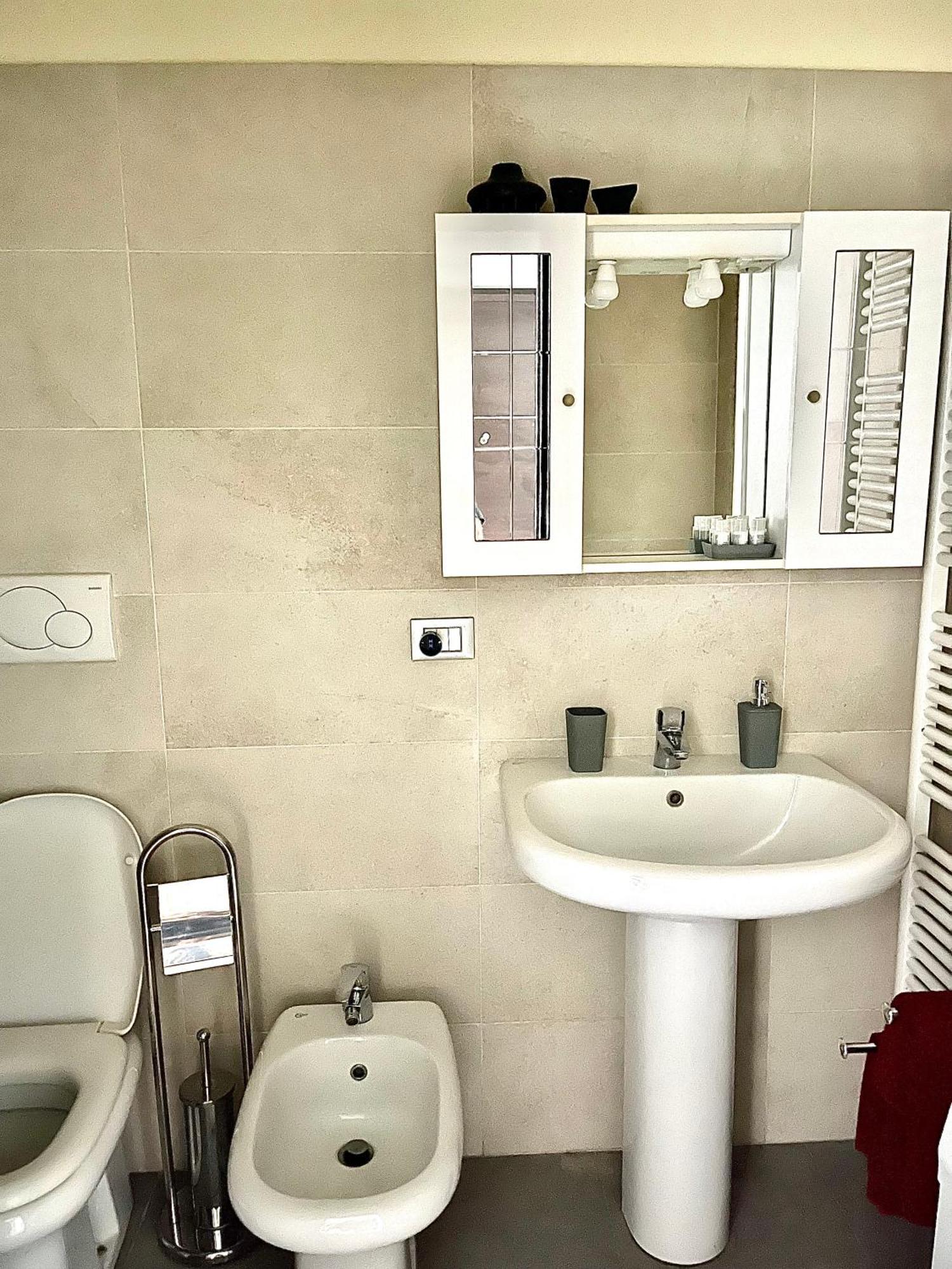 Ca' Del Plin Apartment อัลบา ภายนอก รูปภาพ